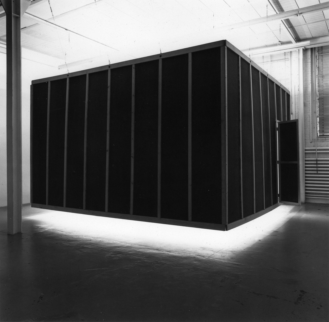 ON AIR Floating Room Lit from Inside